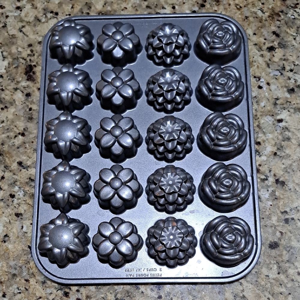 Nordic Ware Petits Four Baking Pan